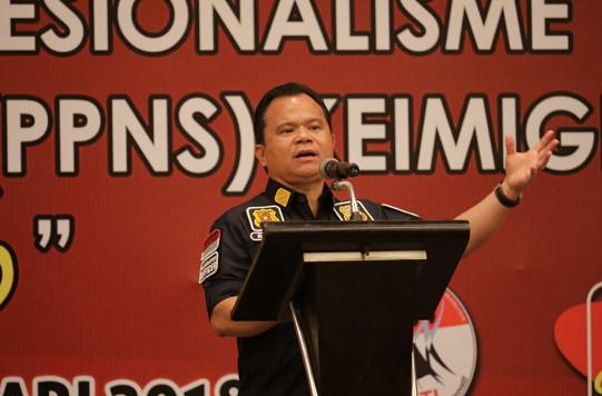Direktur Jenderal Imigrasi Ronny F. Sompie memberikan pengarahan kepada 125 Penyidik Pegawai Negeri Sipil terkait kebijakan keimigrasian terbaru.